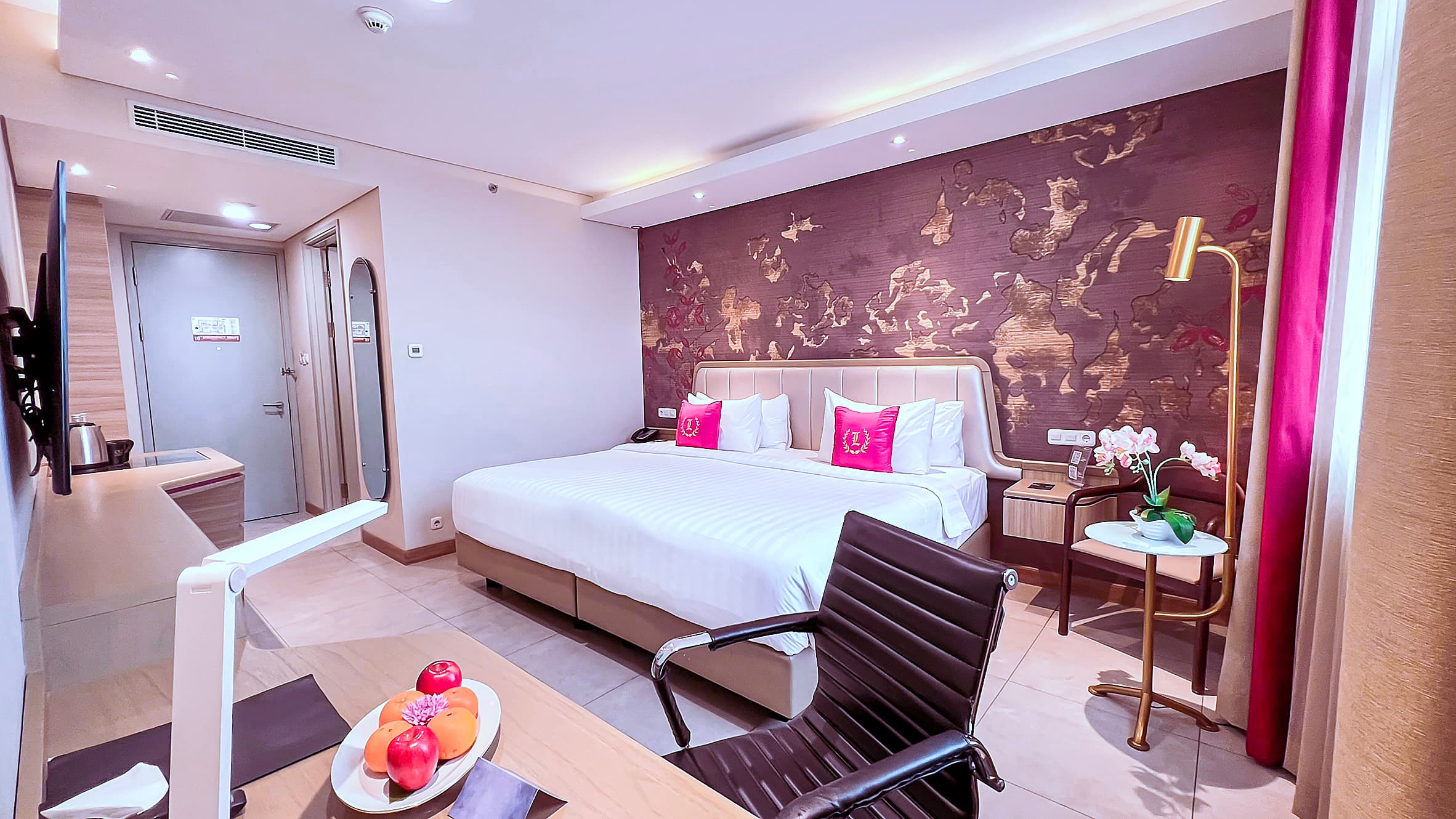 deluxe-room